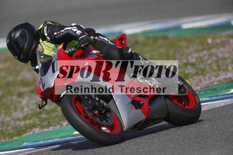 /Archiv-2024/02 29.01.-02.02.2024 Moto Center Thun Jerez/Gruppe gruen-green/20